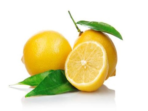 P-Cymene e materia C% naturali, non synthetica materia extrahitur.